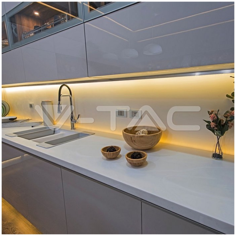 Banda LED V-TAC VT-3014 Alb Cald,204 LED pe metru, de interior