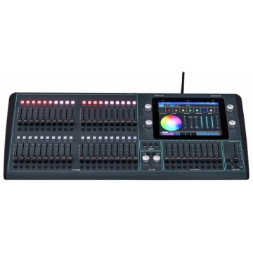 ChamSys QuickQ 30, Consola lumini DMX