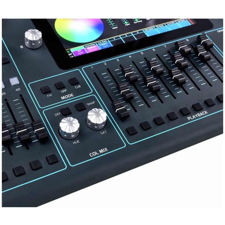 ChamSys QuickQ 30, Consola lumini DMX