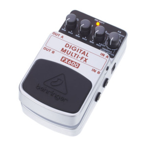 Behringer FX600 - Behringer