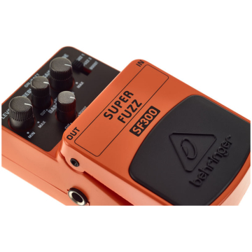 Pedala chitara Behringer SF300 Super Fuzz