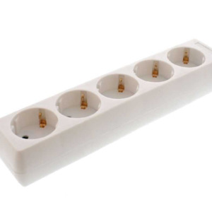 Prelungitor 5 prize WELL 1.5M, cablu 3x1.5mmp Alb