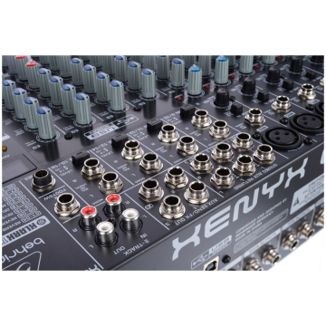 Mixer Behringer Xenyx QX2222 USB