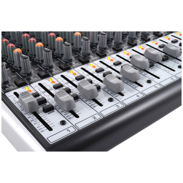 Behringer Xenyx X2222 USB Mixer audio analogic