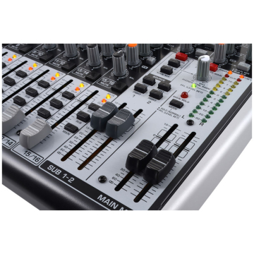 Behringer Xenyx X2222 USB Mixer audio analogic