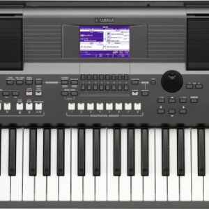 YAMAHA PSR-S670