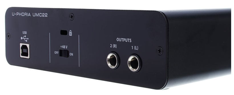 Behringer U-Phoria UMC22