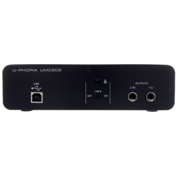 Behringer U-Phoria UMC202