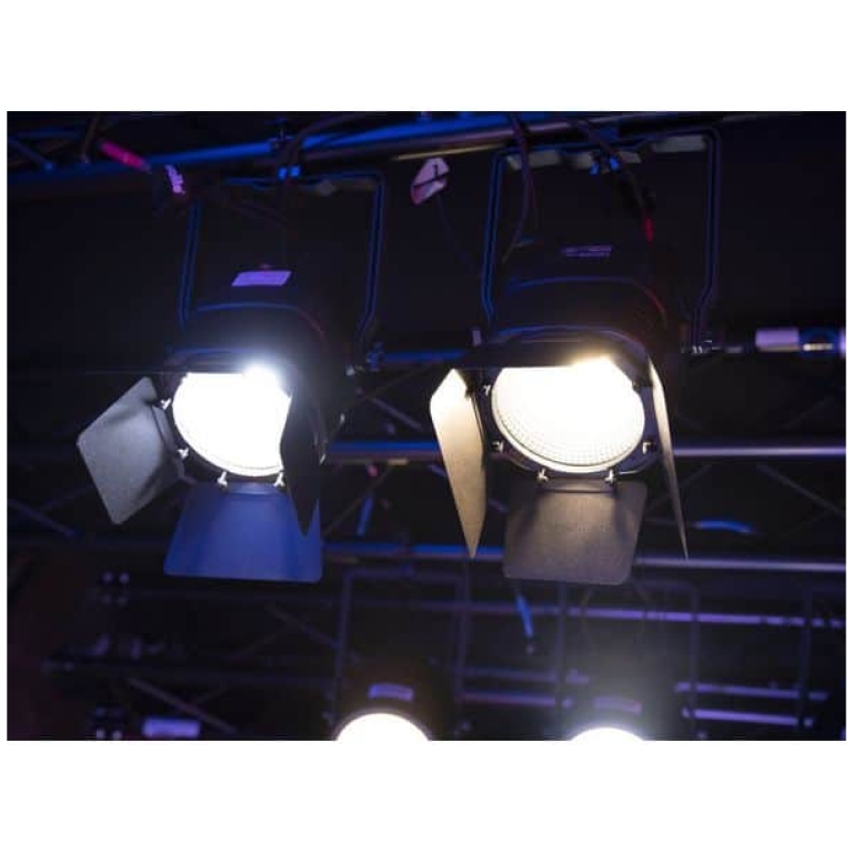 eurolite led theatre cob 100 ww