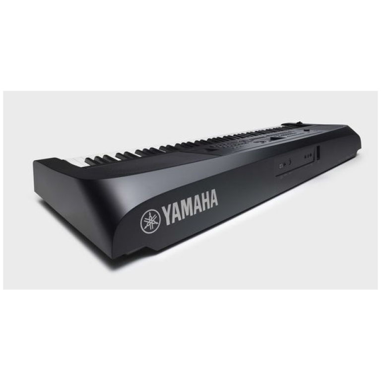 pian digital yamaha dgx 670 b