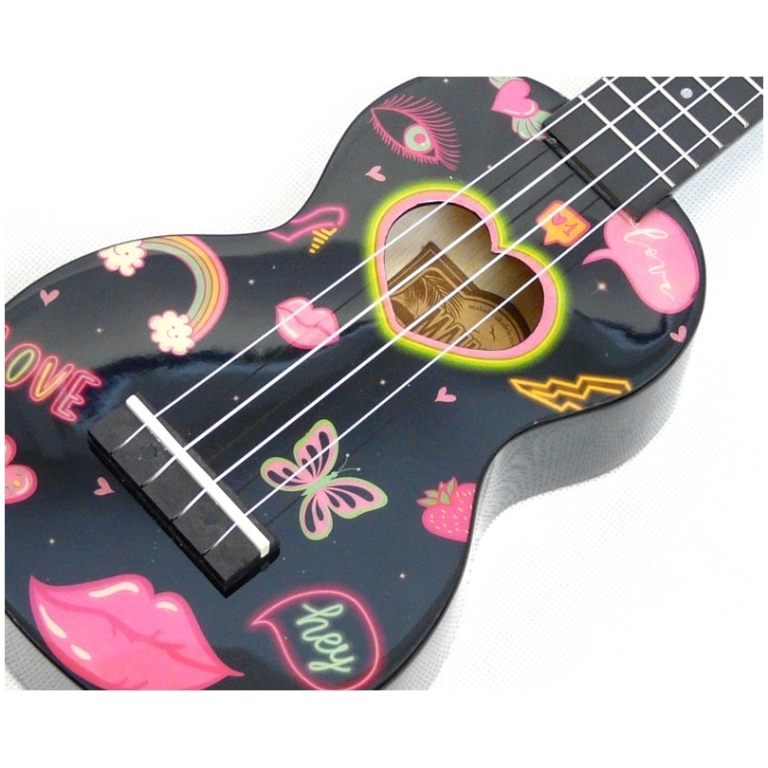 Mahalo Heart Soprano Ukulele_03