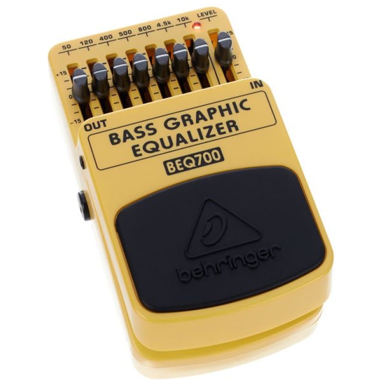 Behringer BEQ700 Bass Graphic Equalizer_02