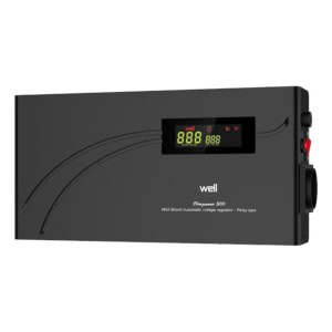 Regulator de tensiune automat pentru panouri solare WeLL Slimpower 500, montat pe perete, cu afișaj digital pentru control precis și sigur al voltajului, ideal pentru sisteme fotovoltaice.