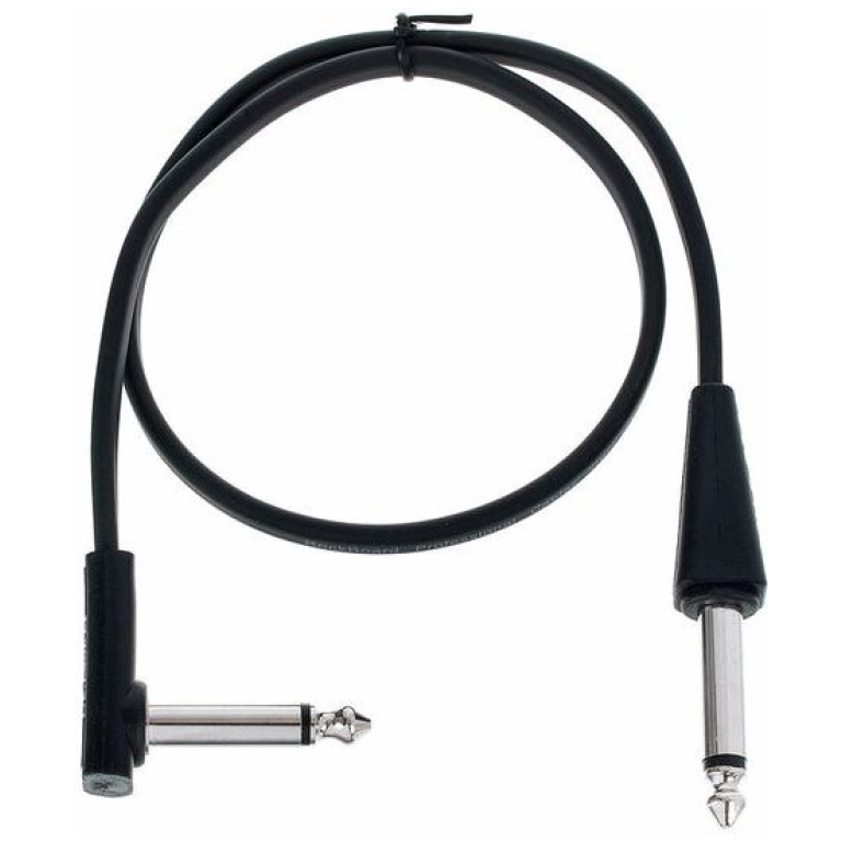 Cablu audio jack 3.5mm pentru instrumente muzicale sau echipamente audio profesionale.