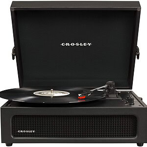 Placă turntable vintage Crosley pentru muzică, model portabil, cu sunet clar, design retro, perfect pentru colecție și divertisment acasă.