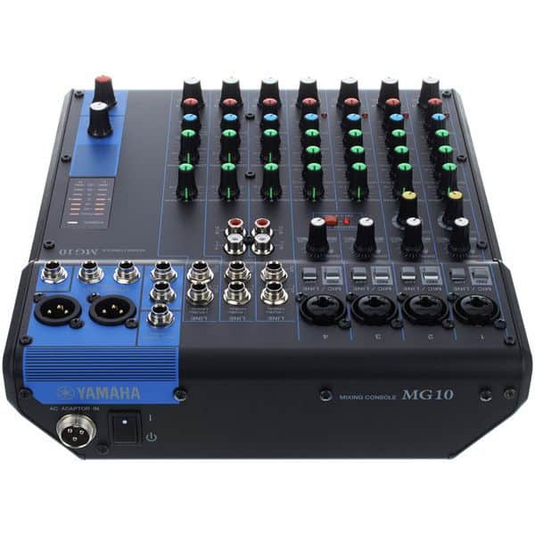 Mixer audio Yamaha MG10_04, vedere spate sus